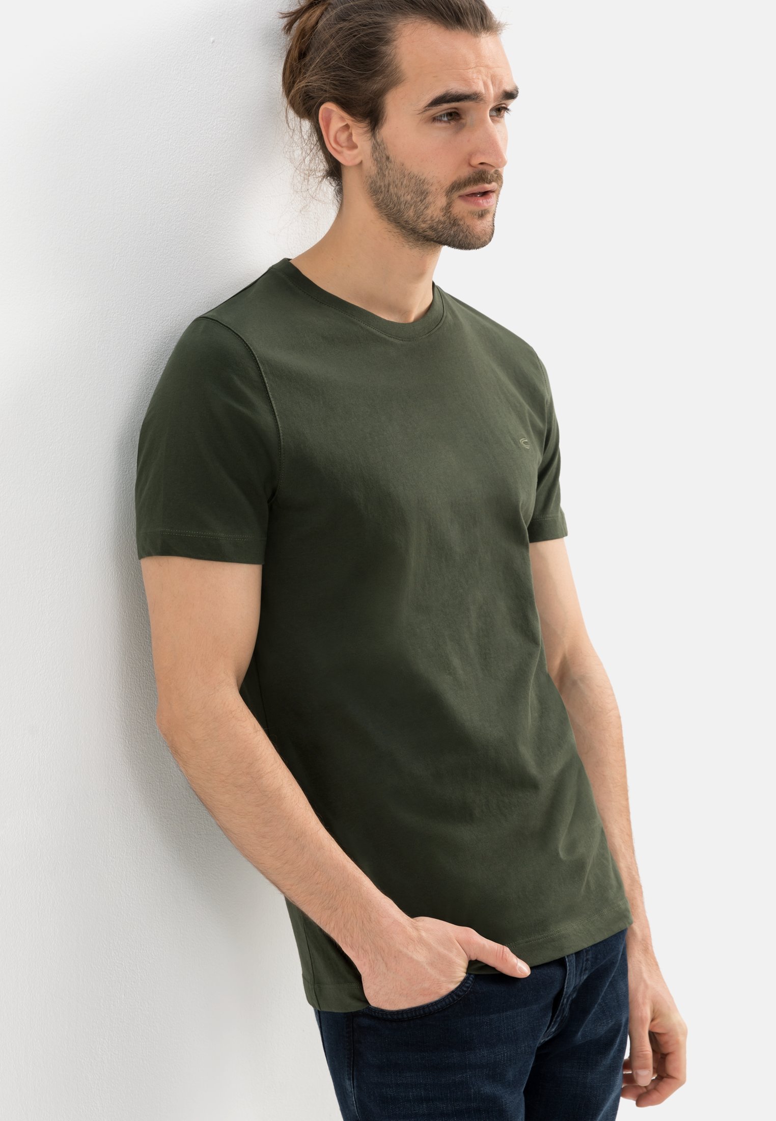 Camel Active Basic T-shirt with round neck in organic cotton